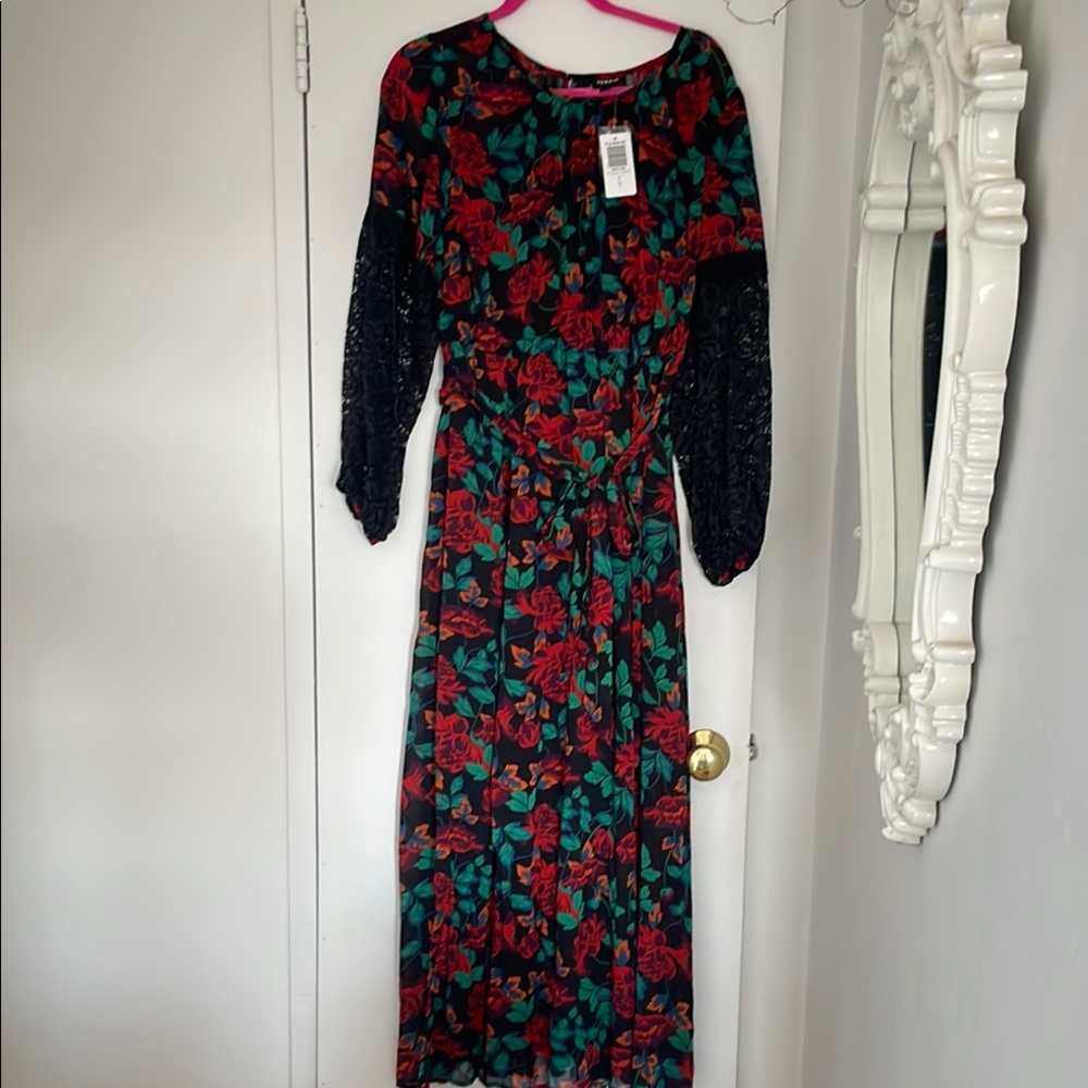 Torrid Floral Black and Red Women's Dress
